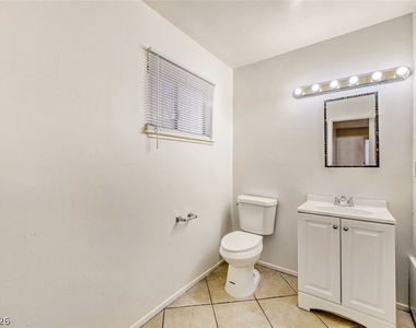 1272 Lawry Avenue - Photo Thumbnail 7