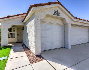 7633 Prairie Corners Drive - Photo Thumbnail 31