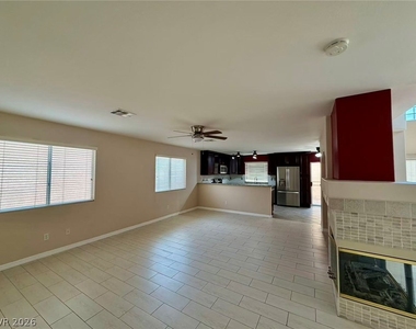3937 Copperhead Hills Street - Photo Thumbnail 5
