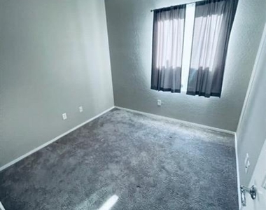 2360 Mystic Star Street - Photo Thumbnail 11