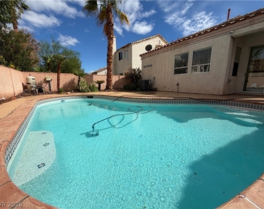 8312 Donatello Court - Photo Thumbnail 8