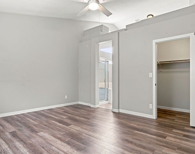7812 Silver Mallard Avenue - Photo Thumbnail 24
