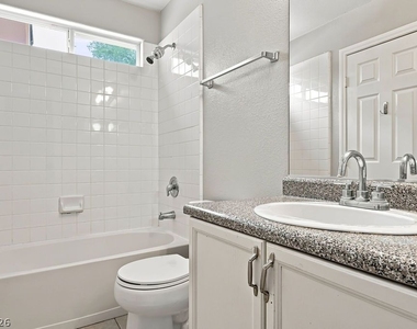 7812 Silver Mallard Avenue - Photo Thumbnail 72