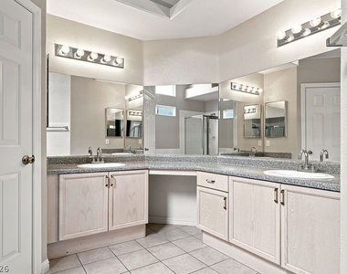 7812 Silver Mallard Avenue - Photo Thumbnail 26