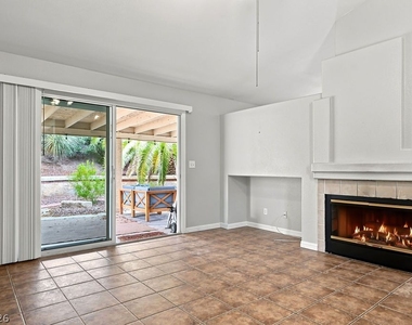 7812 Silver Mallard Avenue - Photo Thumbnail 18