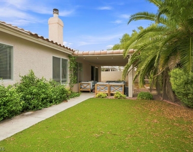 7812 Silver Mallard Avenue - Photo Thumbnail 8