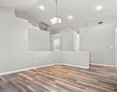 7812 Silver Mallard Avenue - Photo Thumbnail 56
