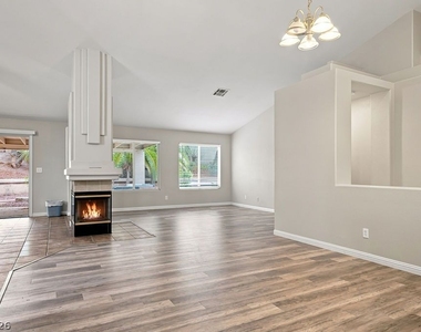 7812 Silver Mallard Avenue - Photo Thumbnail 54