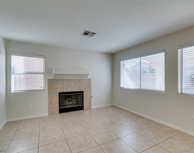 9341 Jumpin Juniper Avenue - Photo Thumbnail 17
