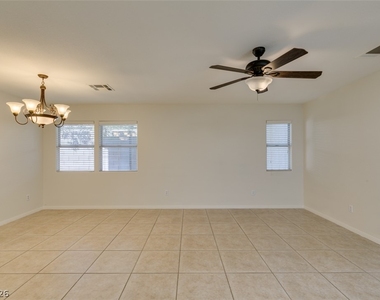9341 Jumpin Juniper Avenue - Photo Thumbnail 5