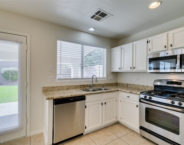 9341 Jumpin Juniper Avenue - Photo Thumbnail 28