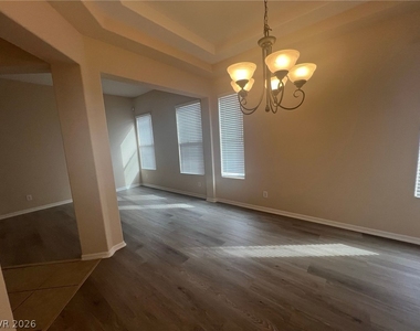5113 Ackaburg Court - Photo Thumbnail 8