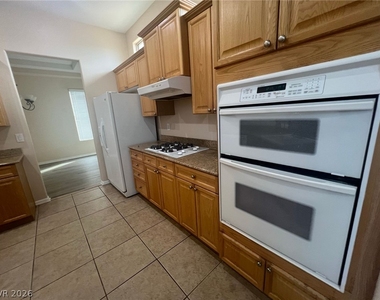 5113 Ackaburg Court - Photo Thumbnail 7