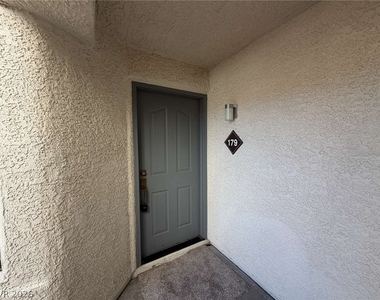 8455 W Sahara Avenue - Photo Thumbnail 7