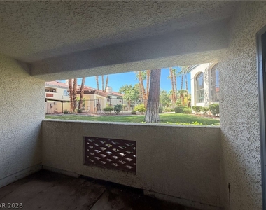 8455 W Sahara Avenue - Photo Thumbnail 15