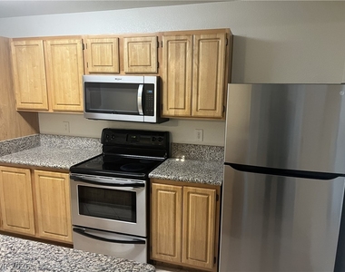 5055 Hacienda Avenue - Photo Thumbnail 3