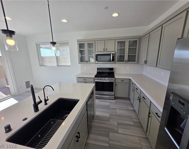 8922 Wallner Street - Photo Thumbnail 11