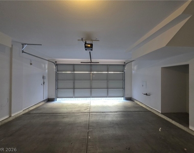 8922 Wallner Street - Photo Thumbnail 6
