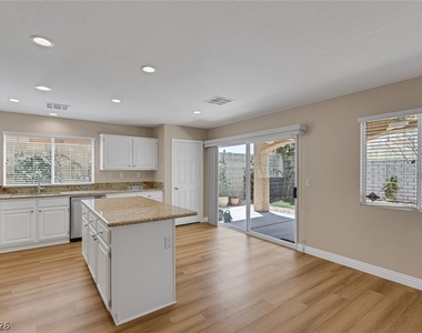 8931 Haviland Road - Photo Thumbnail 11