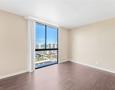3930 University Center Drive - Photo Thumbnail 5
