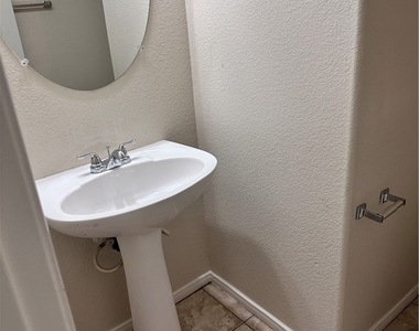 8183 Retriever Avenue - Photo Thumbnail 4