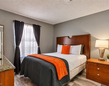 533 Sheffield Drive - Photo Thumbnail 8