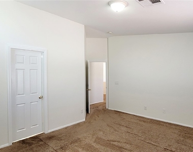 5616 Clotidle Soupert Court - Photo Thumbnail 13