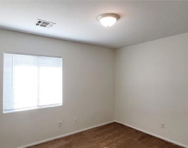 5616 Clotidle Soupert Court - Photo Thumbnail 16