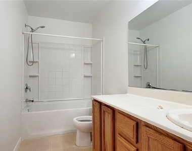 5616 Clotidle Soupert Court - Photo Thumbnail 21
