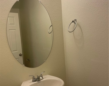 8222 Grizzly Peak Drive - Photo Thumbnail 7