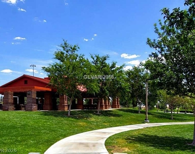 11185 Falesco Avenue - Photo Thumbnail 10