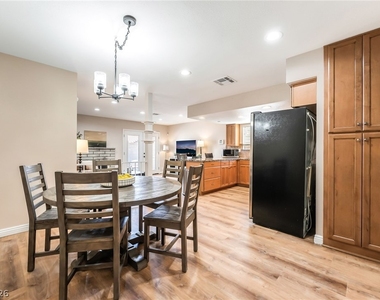 3942 Avocado Drive - Photo Thumbnail 8