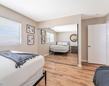 3942 Avocado Drive - Photo Thumbnail 13