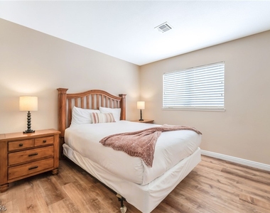 3942 Avocado Drive - Photo Thumbnail 14