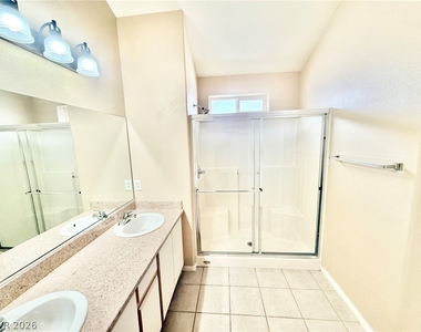 5908 E Badlands Lane - Photo Thumbnail 8