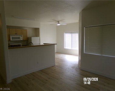 8250 N Grand Canyon Drive - Photo Thumbnail 10