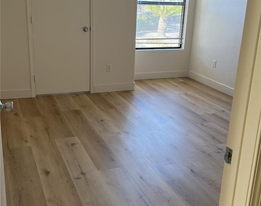 8250 N Grand Canyon Drive - Photo Thumbnail 16