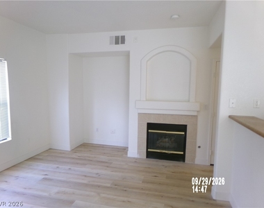 8250 N Grand Canyon Drive - Photo Thumbnail 3