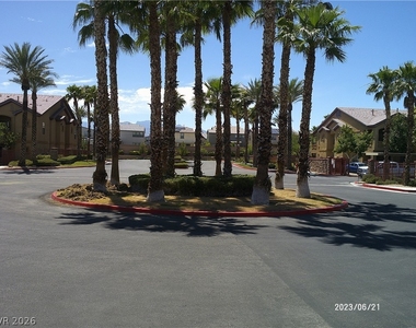 8250 N Grand Canyon Drive - Photo Thumbnail 21