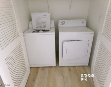 8250 N Grand Canyon Drive - Photo Thumbnail 18