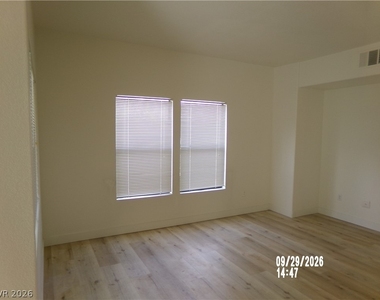 8250 N Grand Canyon Drive - Photo Thumbnail 5