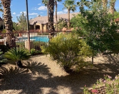 8250 N Grand Canyon Drive - Photo Thumbnail 25