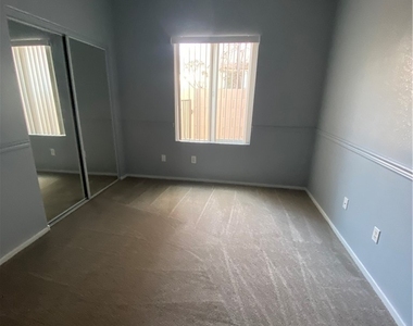 7242 Platinum Creek Street - Photo Thumbnail 19