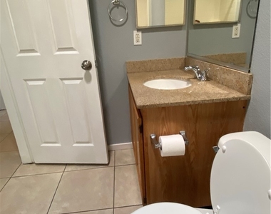7242 Platinum Creek Street - Photo Thumbnail 27