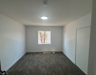 148 Fir Street - Photo Thumbnail 9
