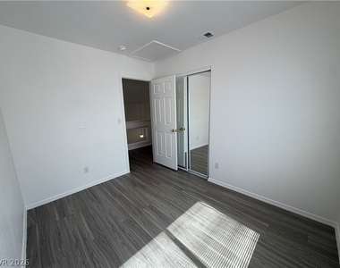 3541 Summerday Court - Photo Thumbnail 24