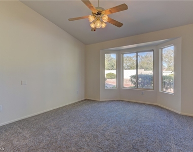 10028 Bundella Drive - Photo Thumbnail 9