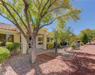 10028 Bundella Drive - Photo Thumbnail 15