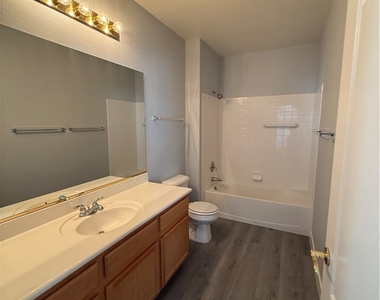 700 Carnegie Street - Photo Thumbnail 10