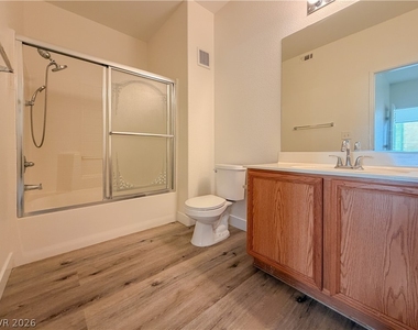 9580 W Reno Avenue - Photo Thumbnail 21
